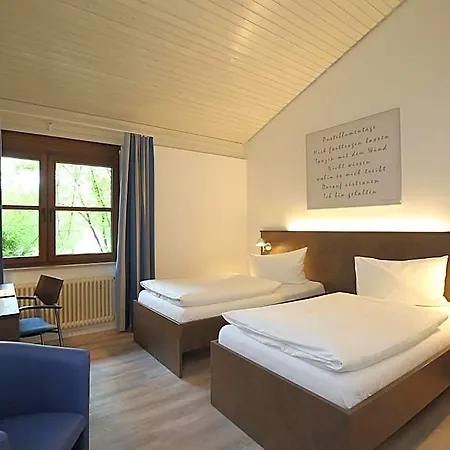 Tagungshaus Hotel *